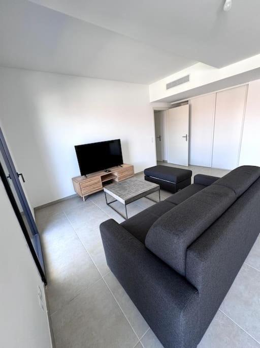 Magnifique T2-climatise Avec Terrasse-catalans Appartement Marseille